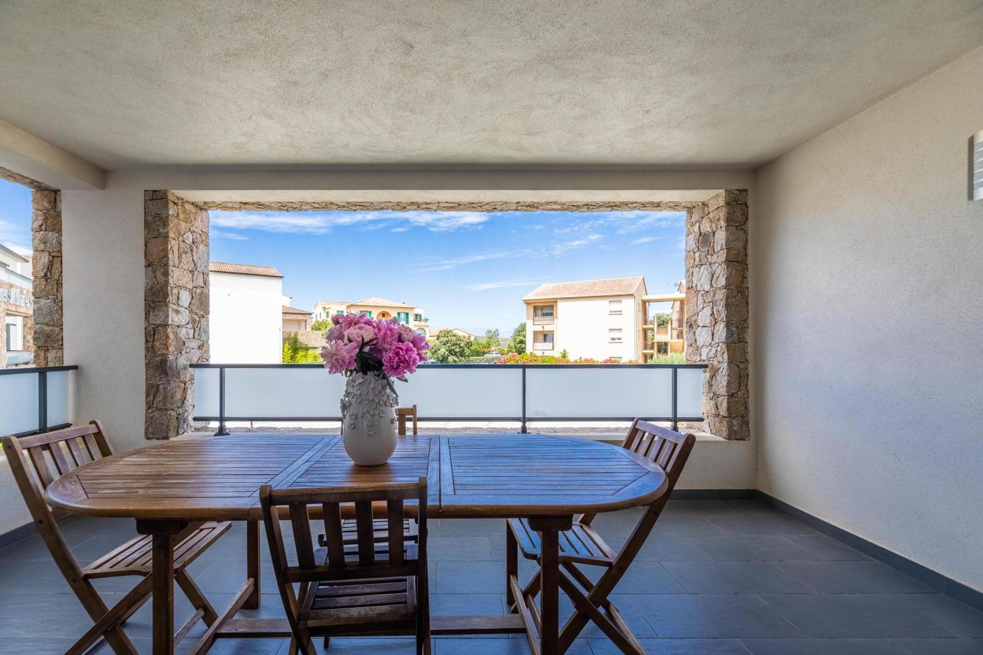 LʼÎle-Rousse Les Alizes Residence & Spa מראה חיצוני תמונה