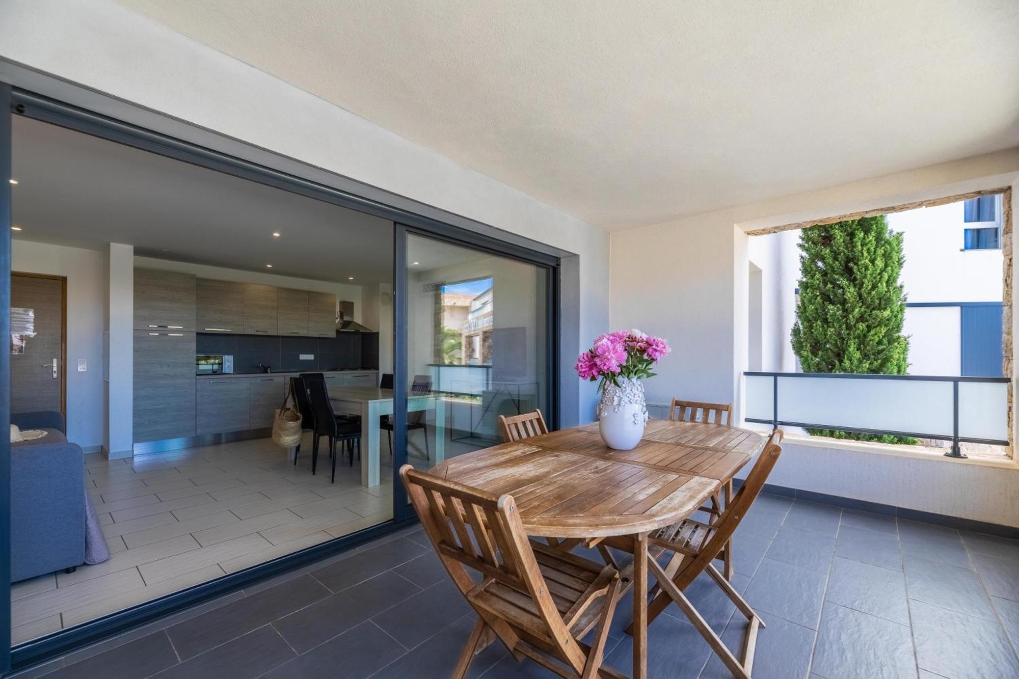 LʼÎle-Rousse Les Alizes Residence & Spa מראה חיצוני תמונה